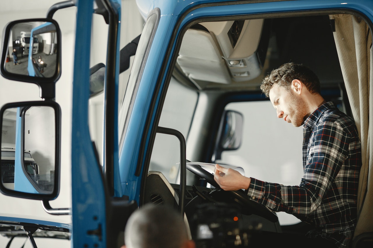 Tips for Managing Your Fleet of Company Vehicles