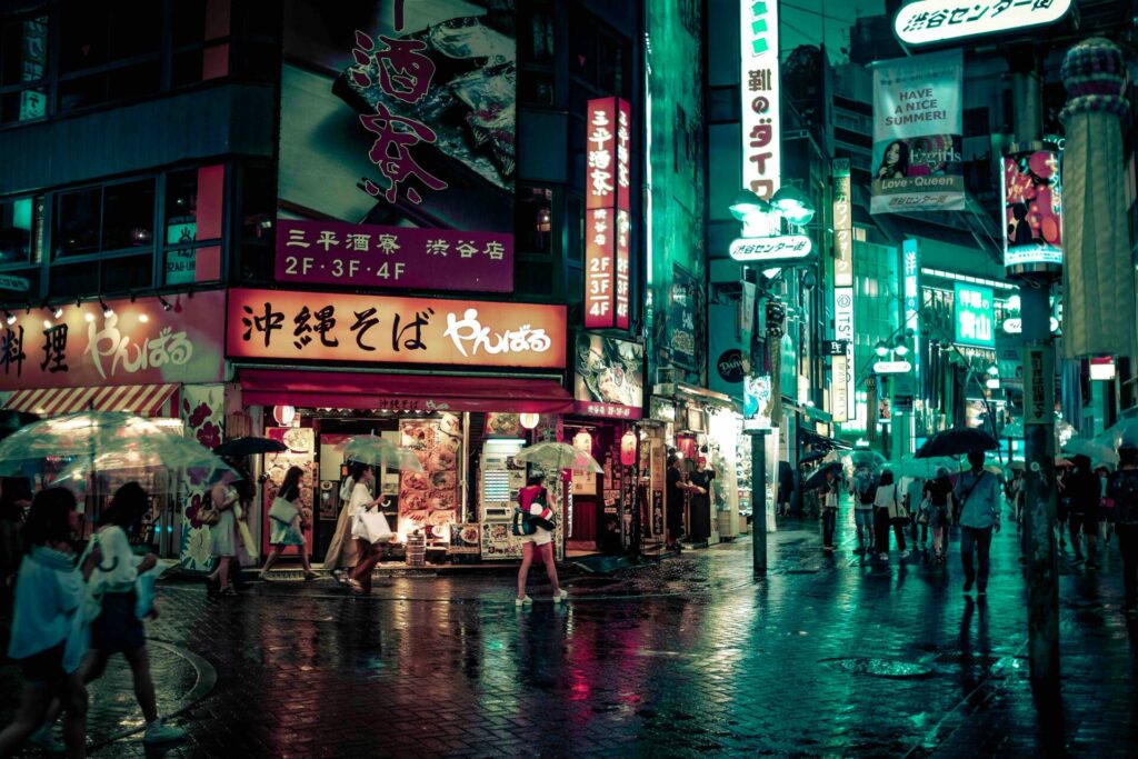 Top 10 Apps for Budget Travel in Japan