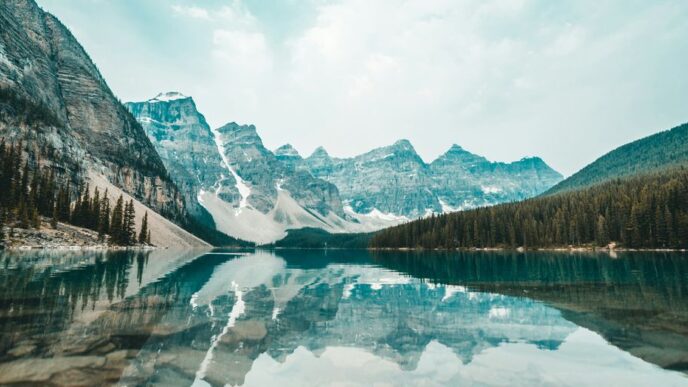 landscape photography of snowy mountains