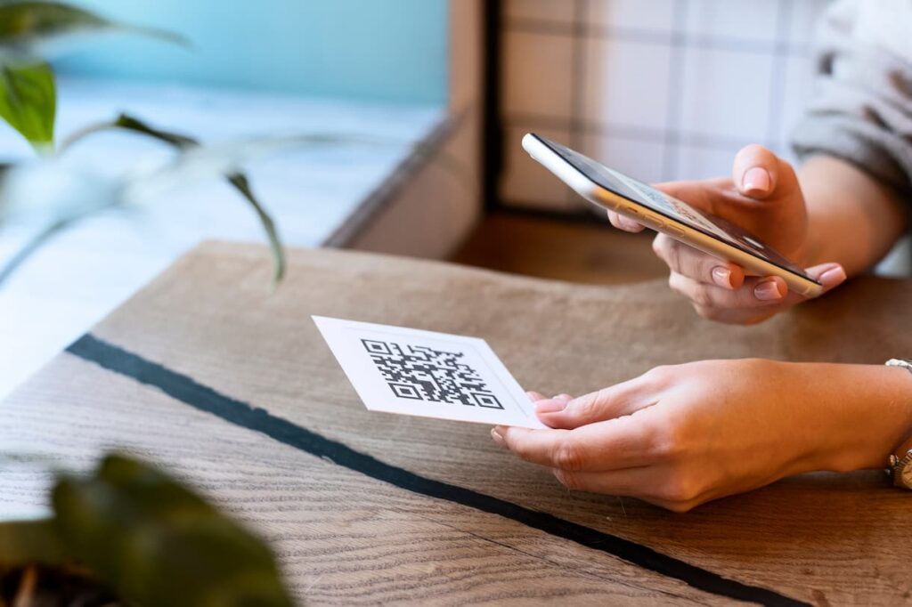 Scan QR Code Online