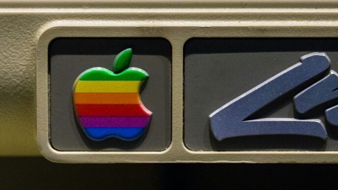 Apple logo
