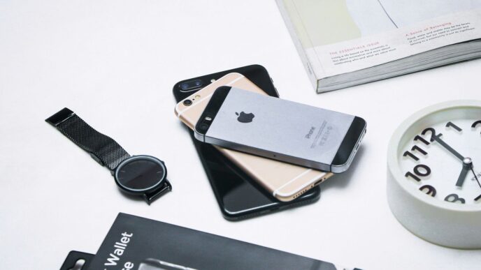 black and white samsung galaxys 7 edge