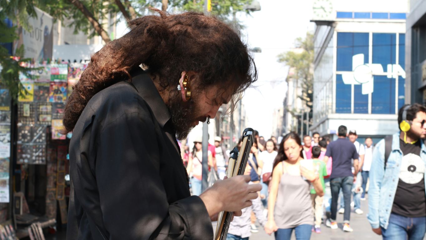 Her alluring form frozen in time