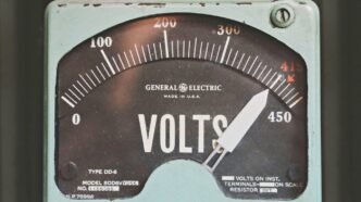 gray GE volt meter at 414