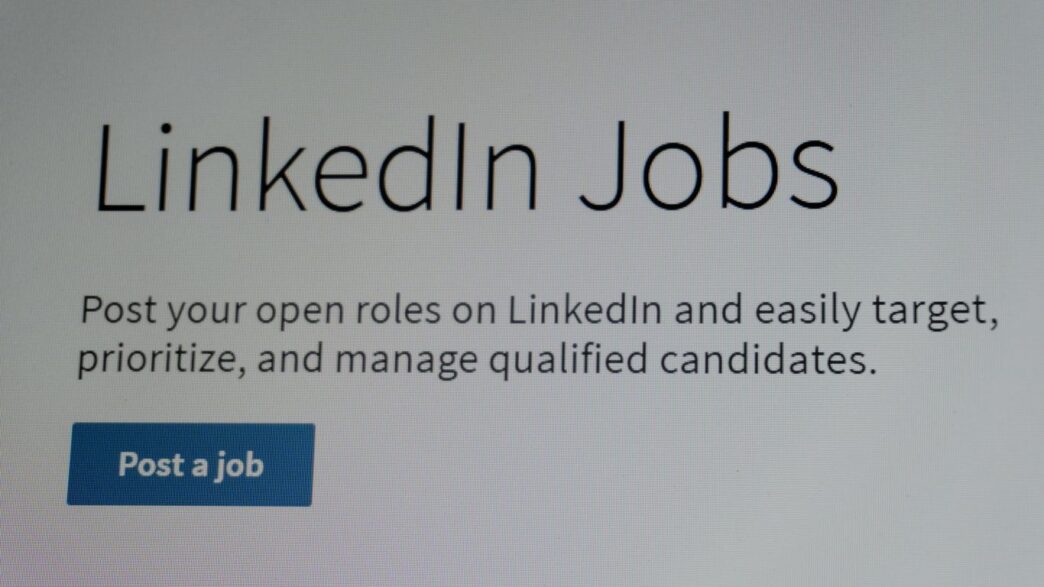Linkedin jobs interface with 'post a job' button.