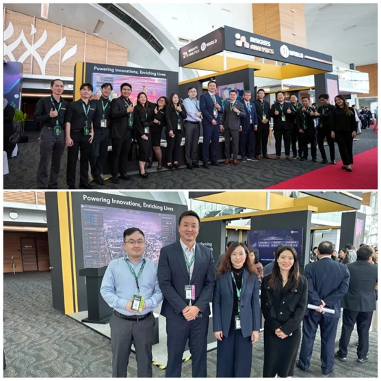 Group Photo of the 51WORLD Team and the IAB Team (Above)