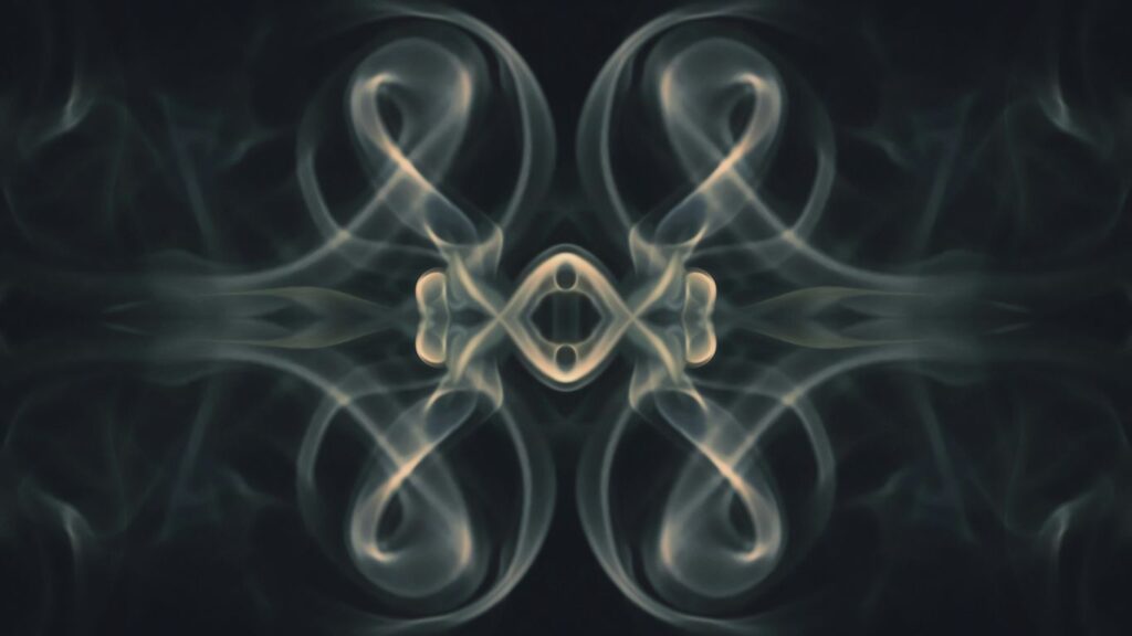 a picture of smoke with a black background