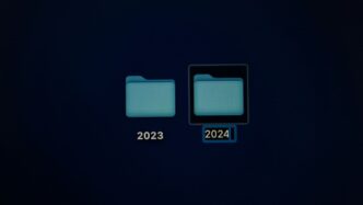 a close up of a cell phone with two different buttons