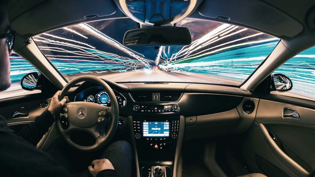 black mercedes benz steering wheel