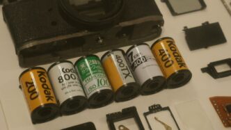 a group of batteries sitting on top of a table