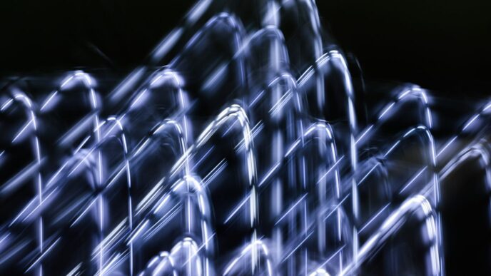 a blurry photo of a bunch of chairs