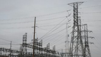 a bunch of power lines that are next to each other