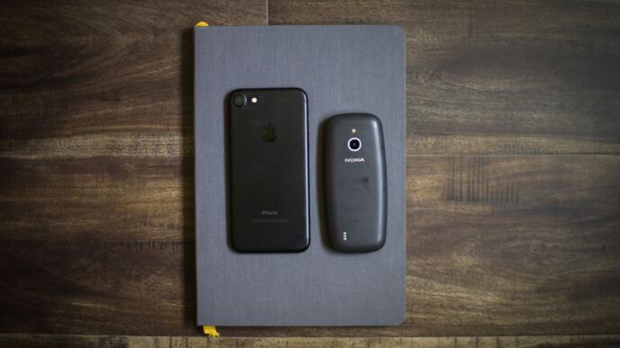 black iPhone 7 with box