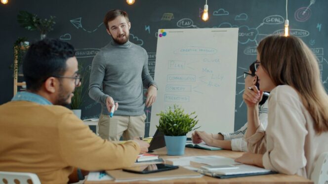 Reddit's Take: Navigating the Current Job Market Trends | TechAnnouncer