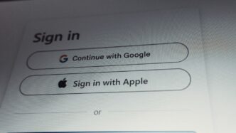 Sign in options with google and apple accounts.