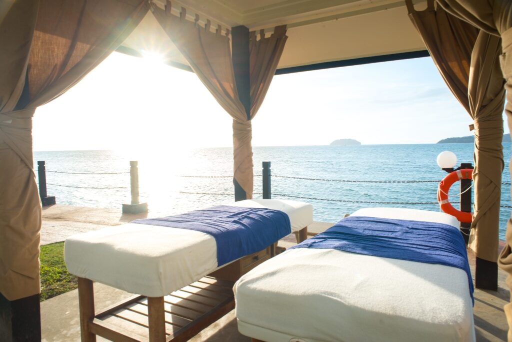Summer plans in Ibiza: beaches, wellness