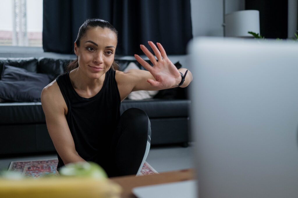 Digital Accountability: Staying on Track When Your Trainer is on a Screen